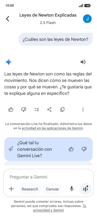 La transcripción de la conversación con Gemini Live aparece ahora en la pantalla. La transcripción de la conversación con Gemini Live aparece ahora en la pantalla.