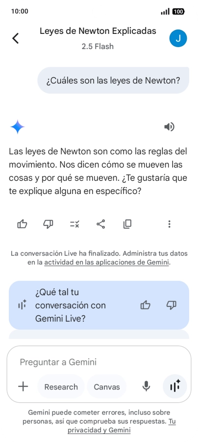 La transcripción de la conversación con Gemini Live aparece ahora en la pantalla. La transcripción de la conversación con Gemini Live aparece ahora en la pantalla.