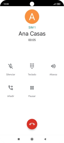 Pulsa el icono de finalizar llamada. Pulsa el icono de finalizar llamada.