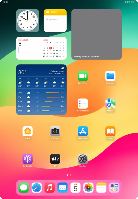 Cuando el icono de carga de batería aparece en la pantalla, la tablet se está cargando. Cuando el icono de carga de batería aparece en la pantalla, la tablet se está cargando.