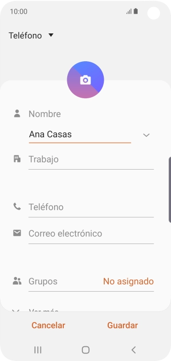 Pulsa Teléfono e introduce el número de teléfono deseado. Pulsa Teléfono e introduce el número de teléfono deseado.