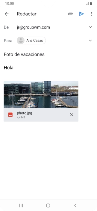 Pulsa el icono de envío cuando termines de escribir el correo electrónico. Pulsa el icono de envío cuando termines de escribir el correo electrónico.