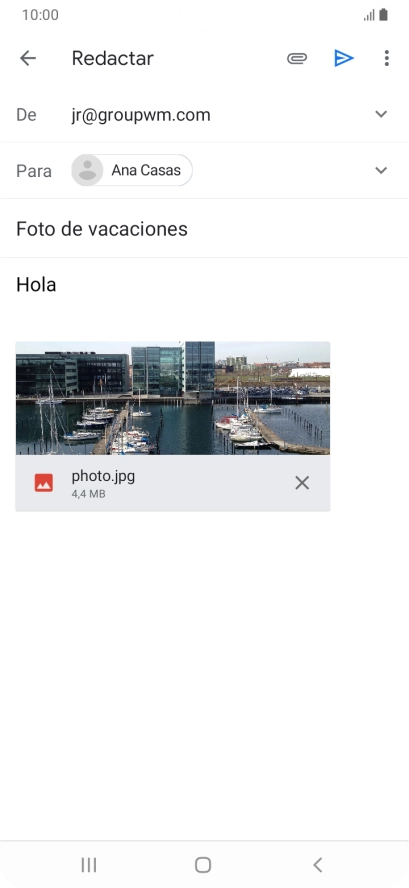Pulsa el icono de envío cuando termines de escribir el correo electrónico. Pulsa el icono de envío cuando termines de escribir el correo electrónico.