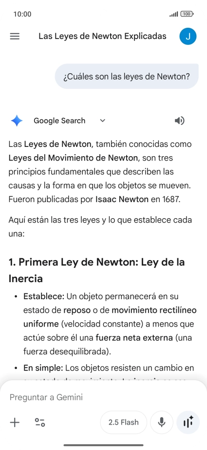 La transcripción de la conversación con Gemini Live aparece ahora en la pantalla. La transcripción de la conversación con Gemini Live aparece ahora en la pantalla.