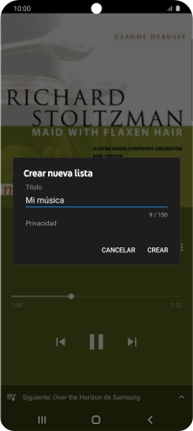 Introduce el nombre deseado de la lista de reproducción y pulsa CREAR. Introduce el nombre deseado de la lista de reproducción y pulsa CREAR.