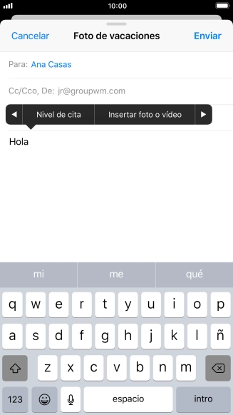 Pulsa Insertar foto o vídeo y sigue las indicaciones de la pantalla para adjuntar una fotografía o un videoclip. Pulsa Insertar foto o vídeo y sigue las indicaciones de la pantalla para adjuntar una fotografía o un videoclip.