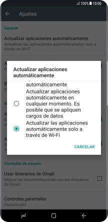 Pulsa Actualizar las aplicaciones automáticamente solo a través de Wi-Fi para activar la función. Pulsa Actualizar las aplicaciones automáticamente solo a través de Wi-Fi para activar la función.