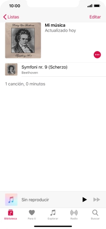 Desplázate a la categoría o a la lista de reproducción deseada y pulsa el archivo de música deseado.