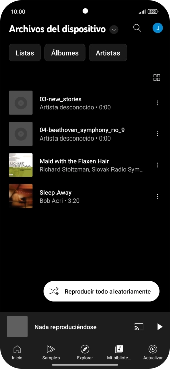 Pulsa el archivo de música deseado. Pulsa el archivo de música deseado.