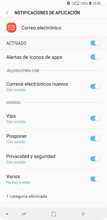 Pulsa el indicador bajo la cuenta de correo electrónico deseada para activar o desactivar la función.