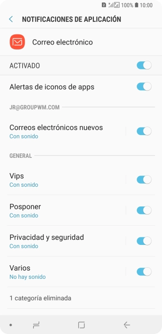Pulsa el indicador bajo la cuenta de correo electrónico deseada para activar o desactivar la función.