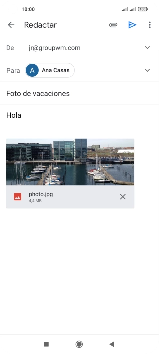 Pulsa el icono de envío cuando termines de escribir el correo electrónico. Pulsa el icono de envío cuando termines de escribir el correo electrónico.