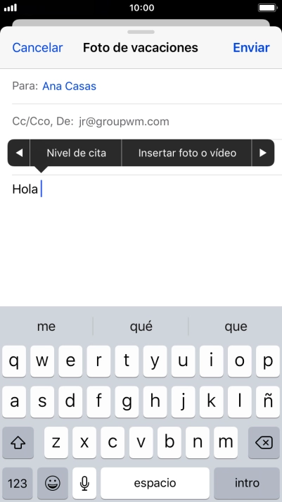 Pulsa Insertar foto o vídeo y sigue las indicaciones de la pantalla para adjuntar una fotografía o un videoclip. Pulsa Insertar foto o vídeo y sigue las indicaciones de la pantalla para adjuntar una fotografía o un videoclip.