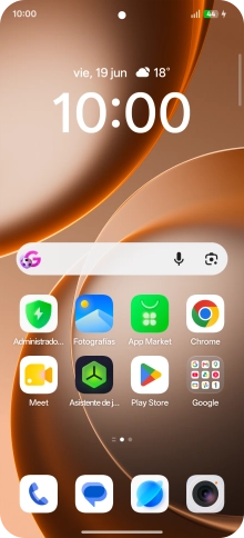 Cuando el icono de carga de batería aparece en la pantalla, el teléfono se está cargando. Cuando el icono de carga de batería aparece en la pantalla, el teléfono se está cargando.