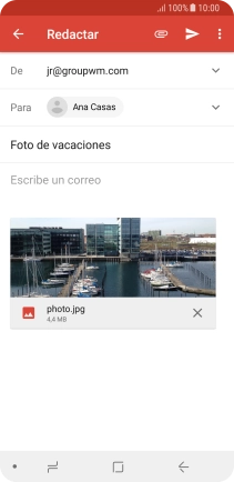 Pulsa el icono de envío cuando termines de escribir el correo electrónico. Pulsa el icono de envío cuando termines de escribir el correo electrónico.