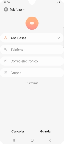 Pulsa Teléfono e introduce el número de teléfono deseado. Pulsa Teléfono e introduce el número de teléfono deseado.