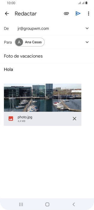 Pulsa el icono de envío cuando termines de escribir el correo electrónico. Pulsa el icono de envío cuando termines de escribir el correo electrónico.