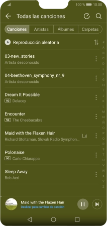 Pulsa el título de la canción en la parte inferior de la pantalla. Pulsa el título de la canción en la parte inferior de la pantalla.