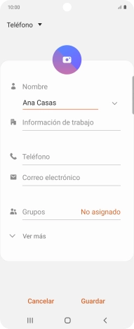 Pulsa Teléfono e introduce el número de teléfono deseado.