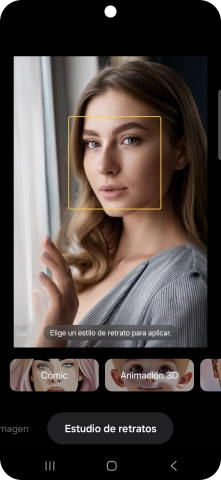 Para cambiar a diferentes estilos de los retratos, pulsa Estudio de retratos. Para cambiar a diferentes estilos de los retratos, pulsa Estudio de retratos.