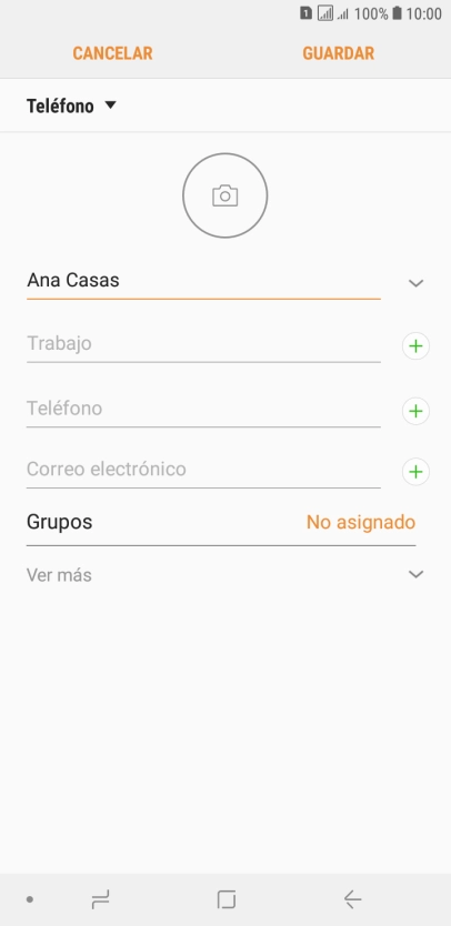 Pulsa Teléfono e introduce el número de teléfono deseado. Pulsa Teléfono e introduce el número de teléfono deseado.