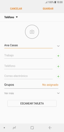 Pulsa Teléfono e introduce el número de teléfono deseado. Pulsa Teléfono e introduce el número de teléfono deseado.