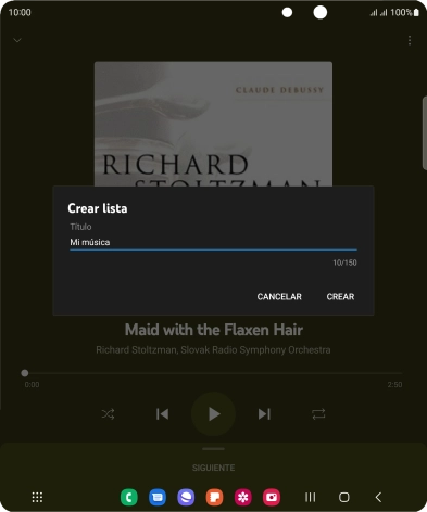 Introduce el nombre deseado de la lista de reproducción y pulsa CREAR. Introduce el nombre deseado de la lista de reproducción y pulsa CREAR.
