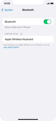 Pulsa el dispositivo Bluetooth deseado y sigue las indicaciones de la pantalla para vincular el dispositivo al teléfono. Pulsa el dispositivo Bluetooth deseado y sigue las indicaciones de la pantalla para vincular el dispositivo al teléfono.