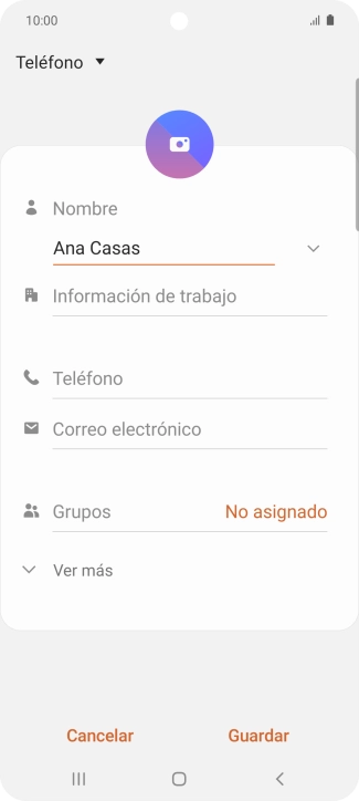 Pulsa Teléfono e introduce el número de teléfono deseado. Pulsa Teléfono e introduce el número de teléfono deseado.