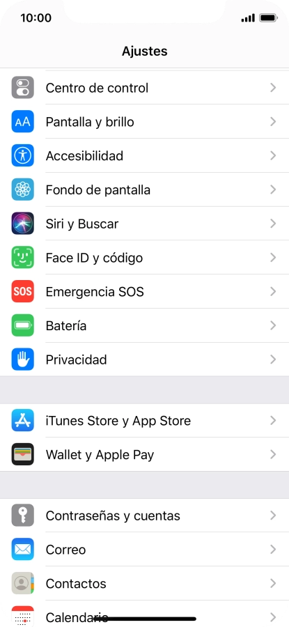 Pulsa Pantalla y brillo.