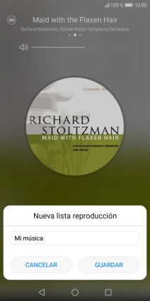 Introduce el nombre deseado de la lista de reproducción y pulsa GUARDAR. Introduce el nombre deseado de la lista de reproducción y pulsa GUARDAR.