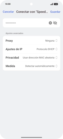 Introduce la contraseña de la red wifi y pulsa Guardar. Introduce la contraseña de la red wifi y pulsa Guardar.