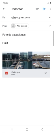Pulsa el icono de envío cuando termines de escribir el correo electrónico. Pulsa el icono de envío cuando termines de escribir el correo electrónico.