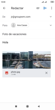 Pulsa el icono de envío cuando termines de escribir el correo electrónico.