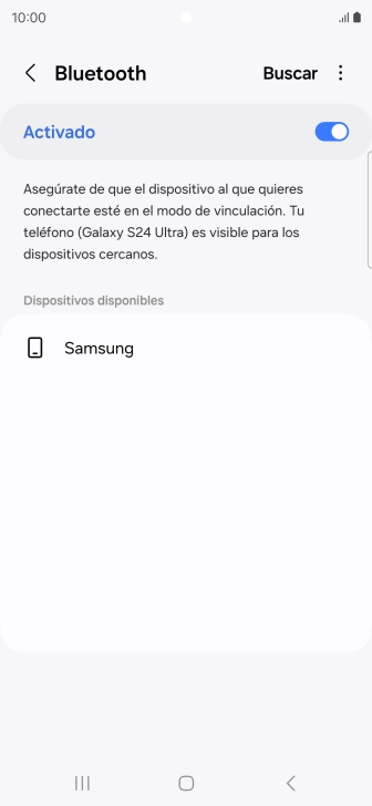 Pulsa el dispositivo Bluetooth deseado y sigue las indicaciones de la pantalla para vincular el dispositivo al teléfono.