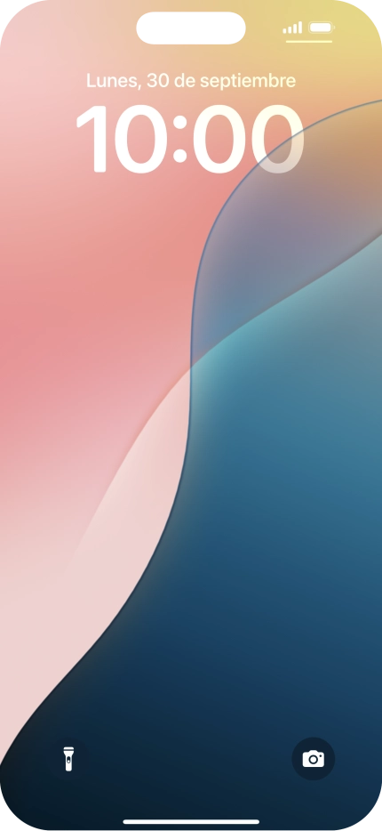 Pulsa en un lugar cualquiera de la pantalla de bloqueo y mantén la pulsación unos instantes. Pulsa en un lugar cualquiera de la pantalla de bloqueo y mantén la pulsación unos instantes.