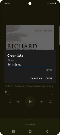 Introduce el nombre deseado de la lista de reproducción y pulsa CREAR. Introduce el nombre deseado de la lista de reproducción y pulsa CREAR.