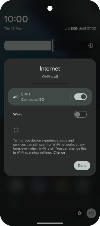 Press the indicator next to the mobile data icon to turn the function on or off.