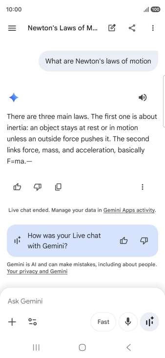 Transcription of the conversation with Gemini Live is now displayed.