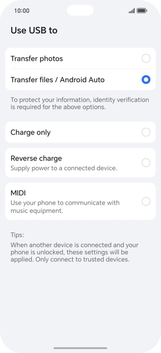 Press Transfer files / Android Auto.
