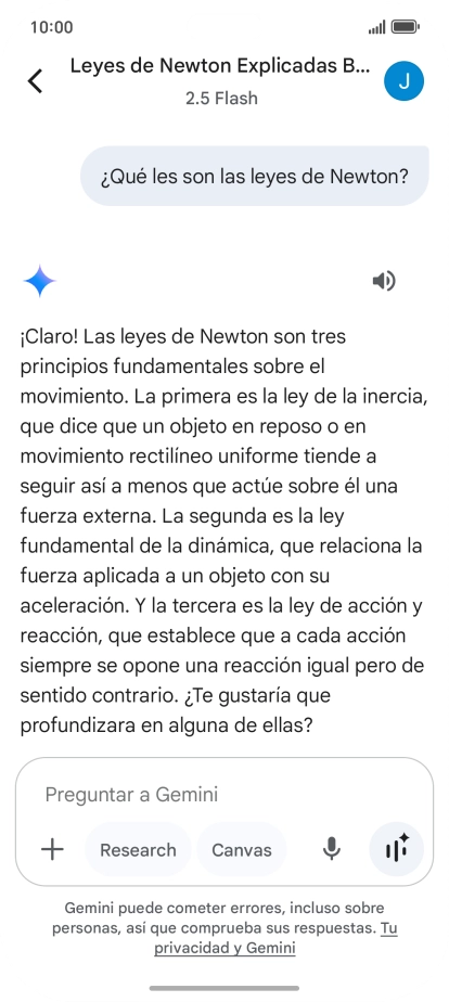 La transcripción de la conversación con Gemini Live aparece ahora en la pantalla. La transcripción de la conversación con Gemini Live aparece ahora en la pantalla.