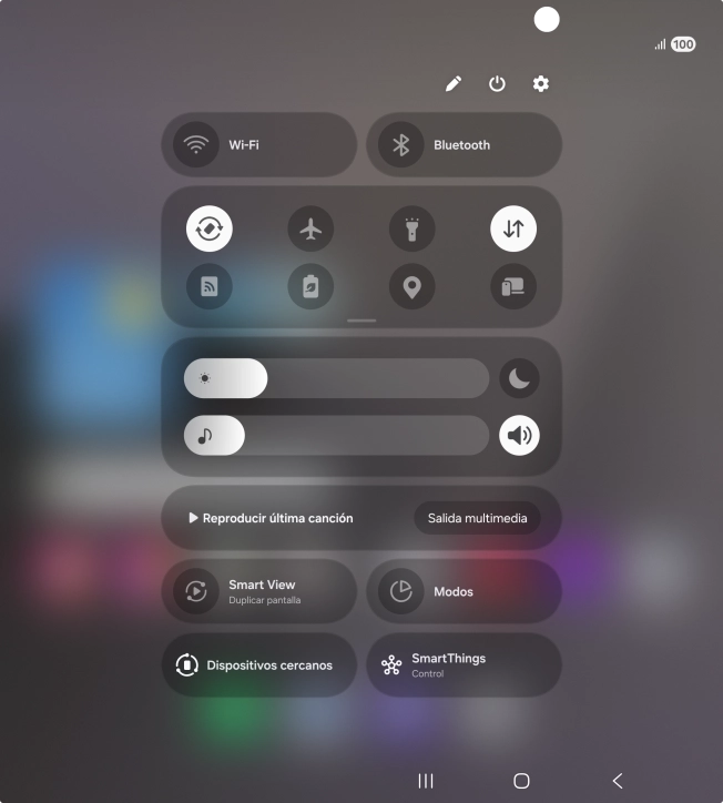 Pulsa el icono de ajustes.