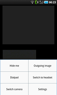 Press Switch camera.Depending on the current setting the interior or the exterior camera is activated.