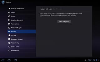 Press Erase everything.Wait a moment while the device restores the factory default settings.Follow the instructions on the display to configure the device and prepare it for use.