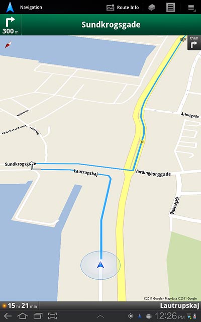 The navigation window with information about your route is displayed.The next turn and the next route detail are displayed at the top of the display.