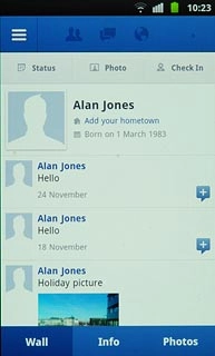 You can now use the application.Please note that Facebook isn't part of the original application package and therefore only a general description is given here.You have a number of options, such as:Write status updatesSend messagesWrite text on WallUpload picturesSelect application settings