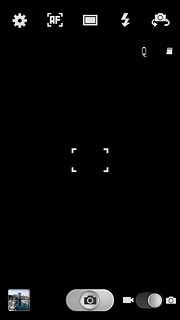 To turn on the flash:Press the flash icon.