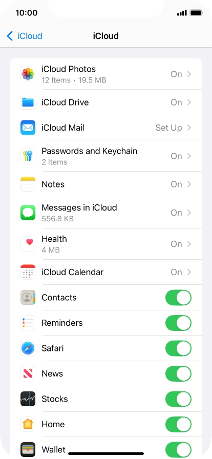 Press the indicators next to the required data types to turn synchronisation of each data type on or off.