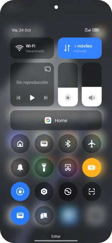 Desliza el dedo hacia arriba desde la parte inferior de la pantalla para terminar y volver a la pantalla de inicio.